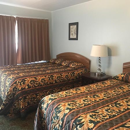 Lone Pine Motel Garberville Luaran gambar